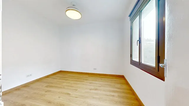 LUZ, SOL Y VISTAS DESPEJADAS EN UNA VIVIENDA EXTERIOR JUNTO A POBLENOU Y DIAGONAL MAR — 7