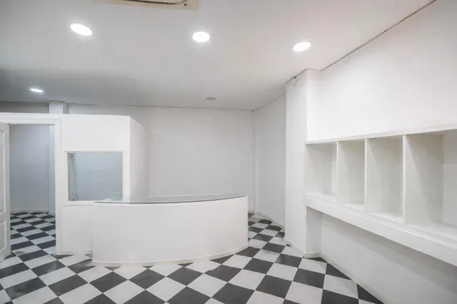 Local comercial 106m² en venta - Centro - foto 5