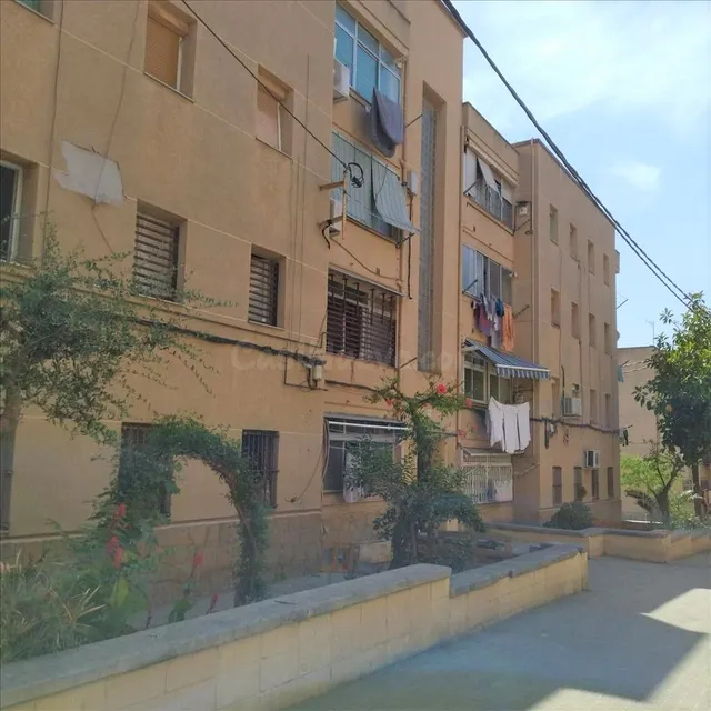 Se vende Piso OKUPADO en Blocs De La Florida 5 Hospitalet de
