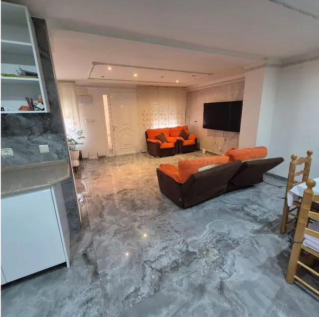 SE VENDE MAGNIFICA CASA EN EL BARRIO TOLEDO PARA ENTRAR A VI