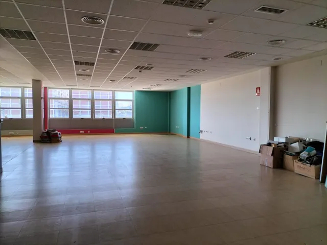Oficina en Edificio Astarté — 11