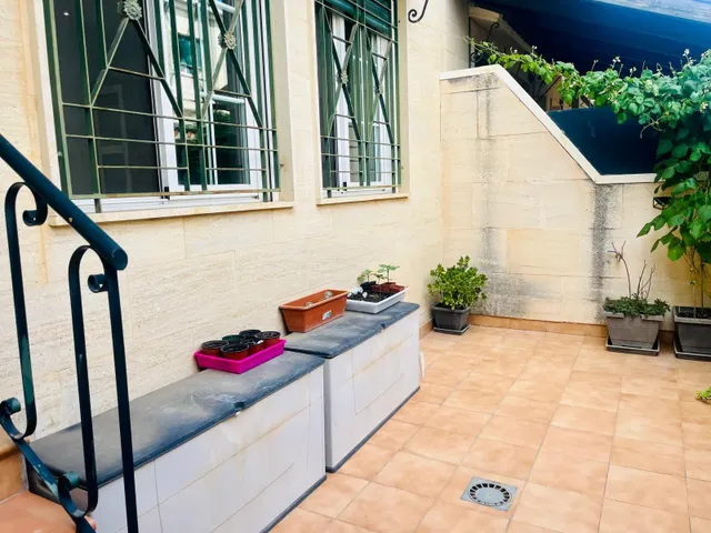 Estupendo triplex en zona campo de futbol — 32