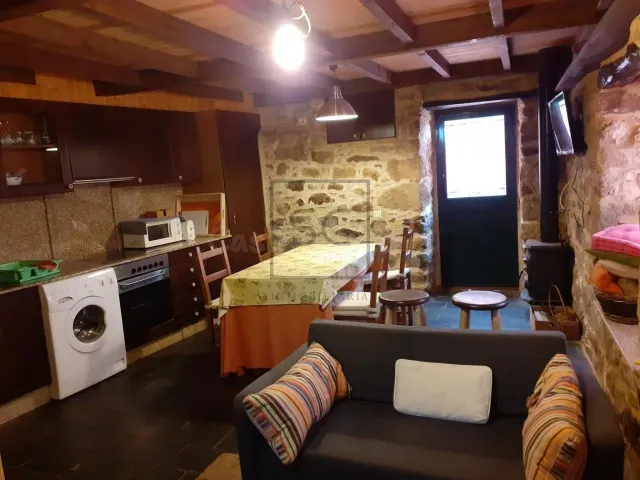 Casa de piedra en Pazos, Neda — 4