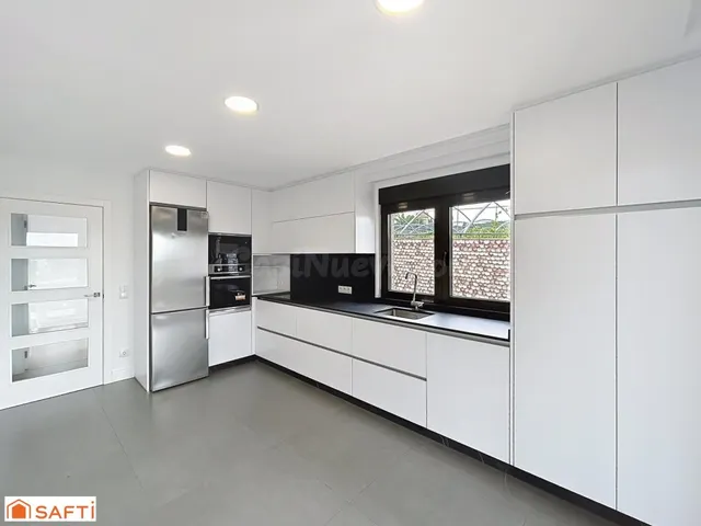 En venta unifamiliar de nueva construcción con vistas abiert - foto 2