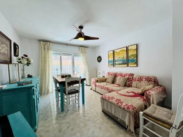 APARTAMENTO REFORMADO A 100 M DE LA PLAYA — 9