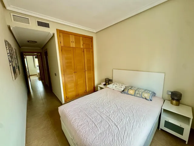 Se vende fantástico piso en Torremolinos centro, — 25