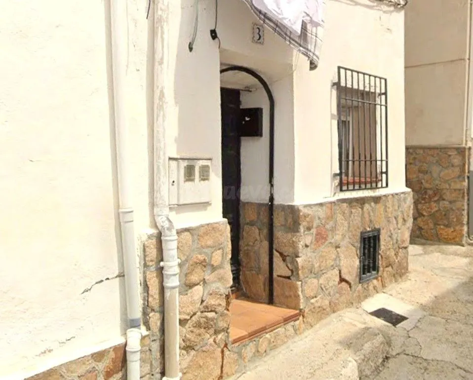 Venta de casa en Orusco de tajuña - Madrid - alquilado