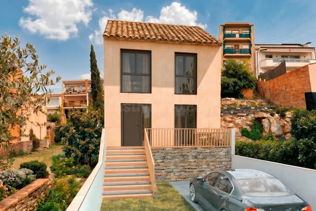 Dues cases d'obra nova al casc antic de La Roca del Vallès - foto 2