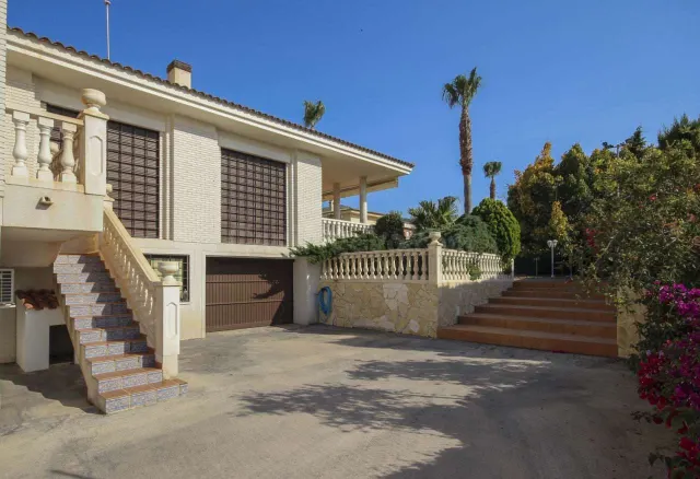 Villa 5 habitaciones 865m² en venta - Zona Sierra Helada - foto 3