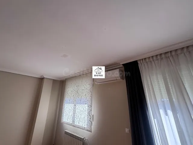 VIP HOME ALQUILA ATICO DE CUATRO DORMITORIOS EN IMAGINALIA - foto 4