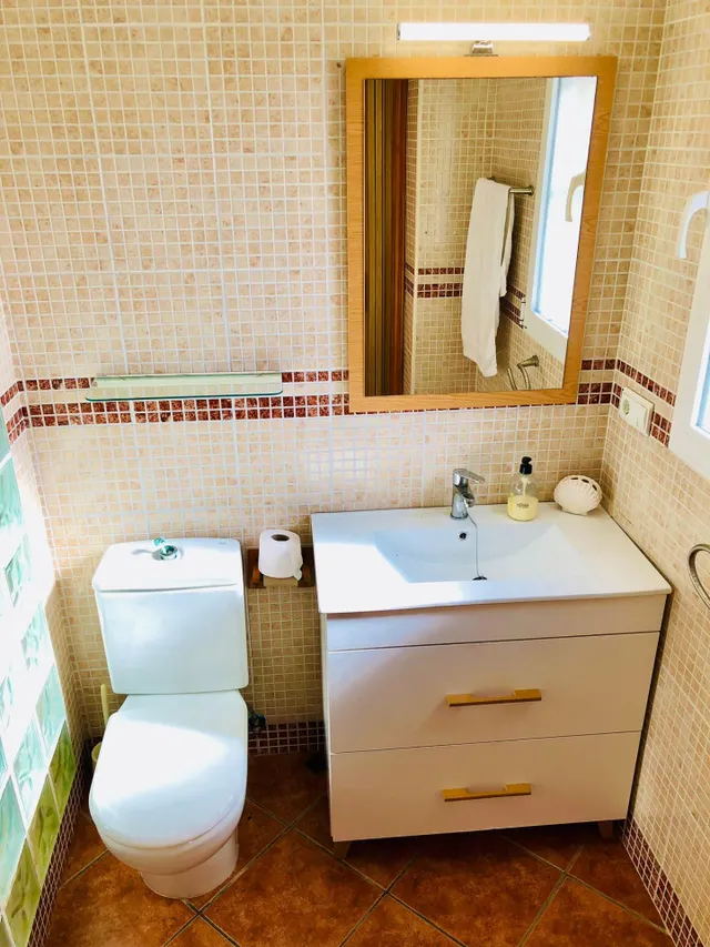 Villa en Guardamar. Primera línea con acceso directo a la playa — 23