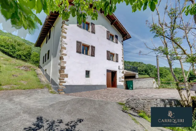 CASERÍO CON ALMA EN VENTA EN OITZ