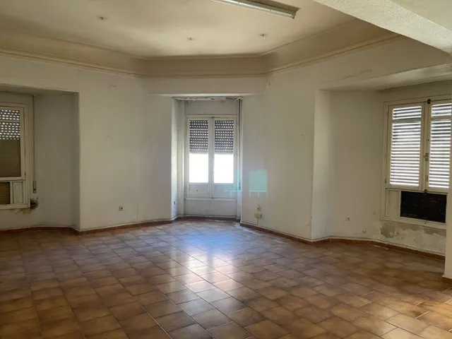 MAGNÍFICO PISO EN EDIFICIO SEÑORIAL EN PLENO CENTRO DE CORDOBA CAPITAL — 2