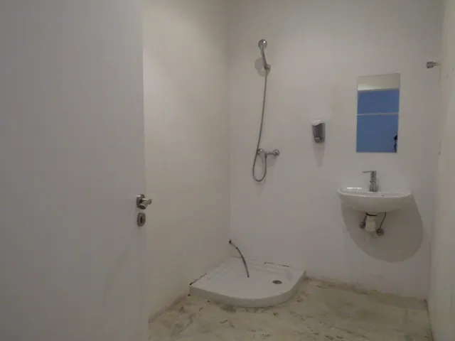 Gran oportunidad alquiler local comercial en zona centro,  Ontinyent (Valencia) — 5
