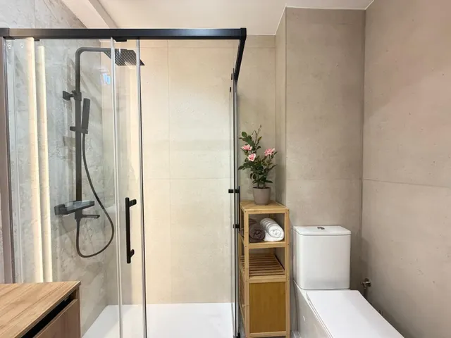 Ático totalmente reformado de 3 dorm. 1 baño. 92 m2. a 250 m de la playa del cura + trastero — 47