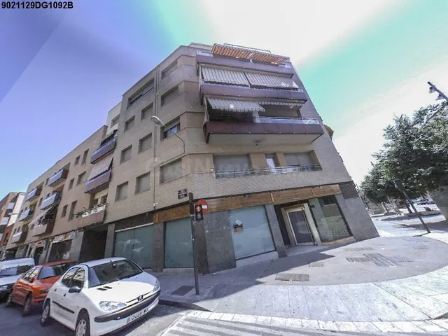 Se vende Piso OKUPADO en Rúa Doctor Aymerich Gilaberto 2 Ter - foto 3