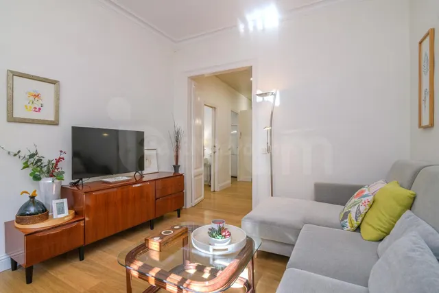 Vivienda con balcón y ascensor en pleno corazón del Gòtic — 2