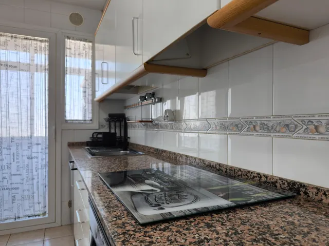 Excepcional vivienda en violant d'hongria con parking doble, trastero y zona comunitaria — 15