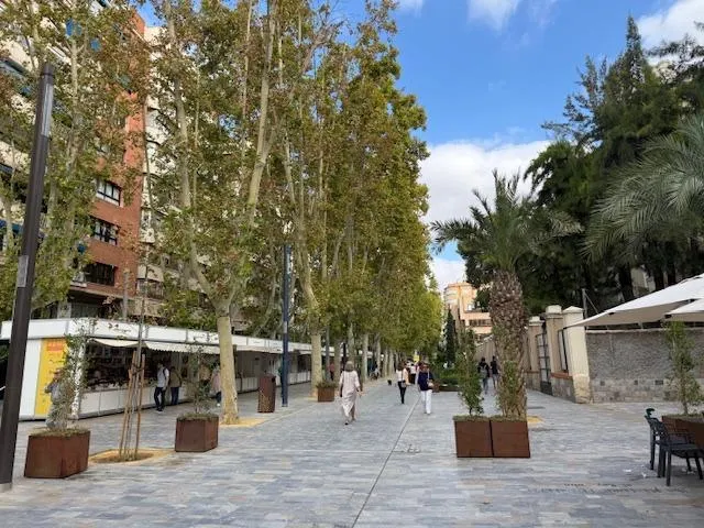 VENTA PISO MUY CENTRICO EN GRAN VIA ALFONSO X EL SABIO, 150M2., 4 DORMITORIOS, 2 PLAZAS DE GARAJE — 4