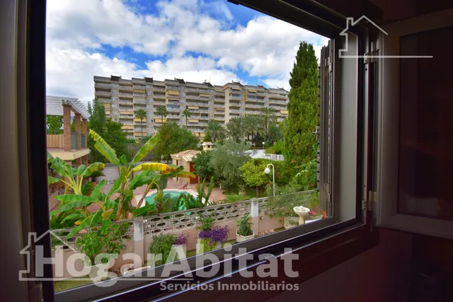 CHALET CON TERRAZA, GARAJE Y BARBACOA EN LA PLAYA DE GANDÍA — 38