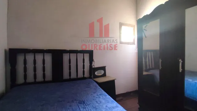 CASA INDEPENDIENTE DE PIEDRA CERCA DE LA MANCHICA Y PRÓXIMA A LA ENTRADA DE LA AG-31, dirección a Ourense-Celanova. — 22