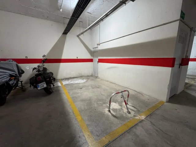 CASABANCO VENDE PLAZA DE GARAJE + TRASTERO EN BADAJOZ