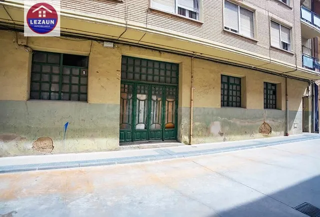 Local comercial 391m² en venta - Peralta