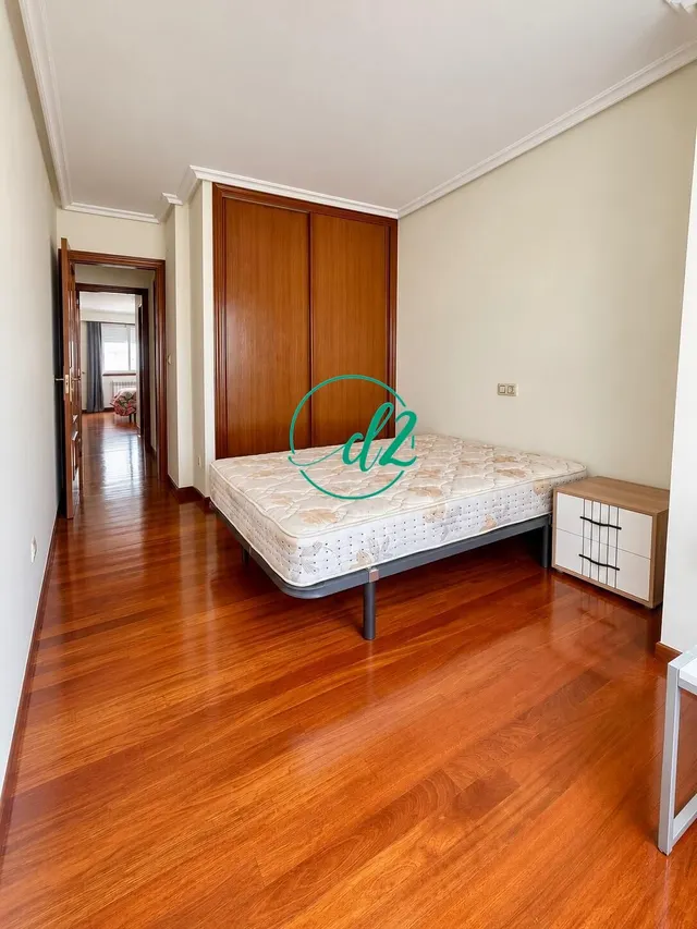 Amplio y luminoso piso con garaje y trastero en zona posío – mercadona. ref1524 — 8