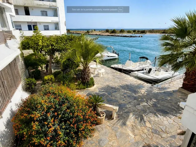 Apartamento de 3 habitaciones con terraza – Vistas al canal  - foto 2