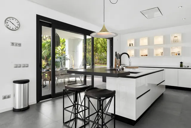Villa 4 habitaciones 295m² en alquiler - Marbella - foto 3