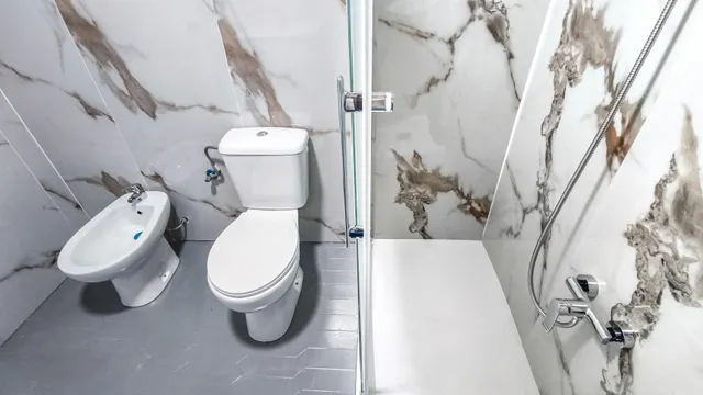 Amplio Piso en Alquiler con Terraza en La Creu del Grau, Valencia — 18