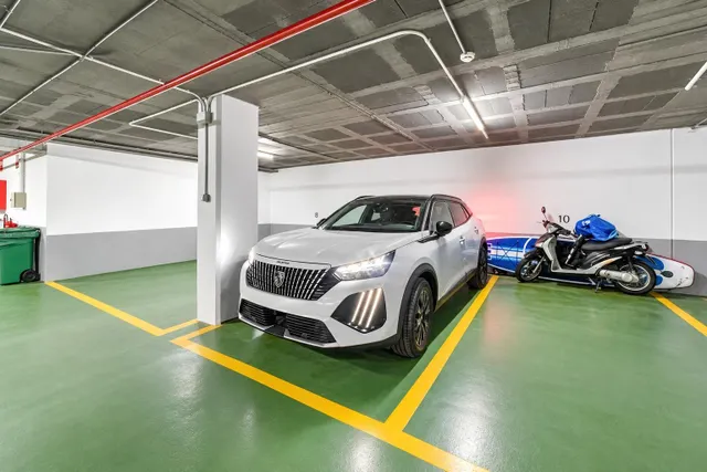 Exclusivo ático dúplex en parc de mar, frente al mediterráneo — 37