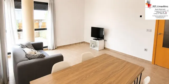 BONITO APARTAMENTO ESQUINERO CON PARQUING Y TRASTERO — 4