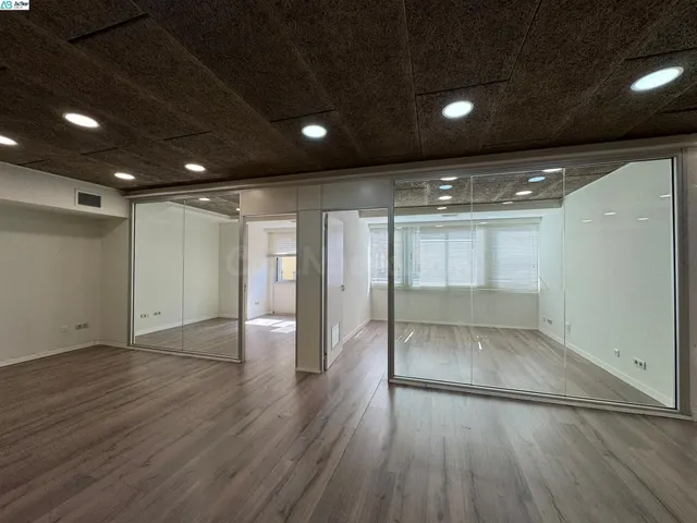 OFICINA EN C/ PARÍS JUNTO AV. DIAGONAL — 3