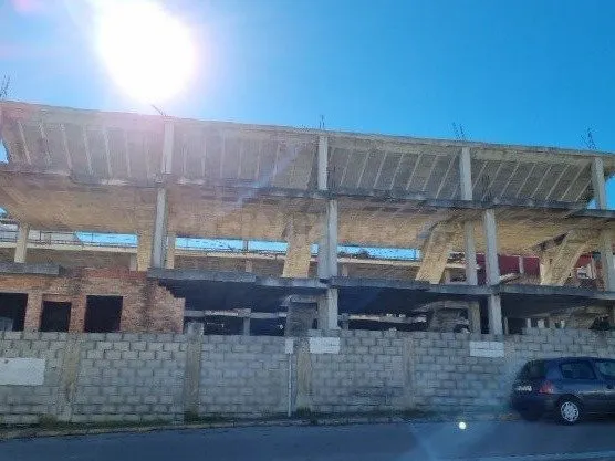 OBRA PARADA EN VENTA EN ALGECIRAS – GRAN OPORTUNIDAD DE INVE