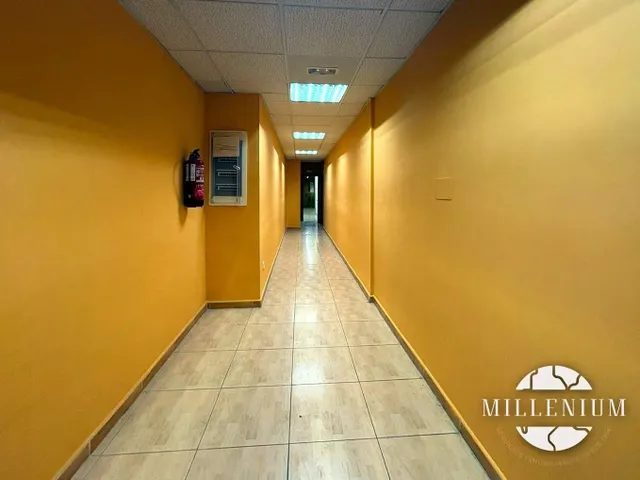 Nave industrial 310m² en venta - Barrio de la Estación — 21