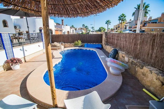 Villa 3 habitaciones 135m² en venta - Comunidad valenciana — 31