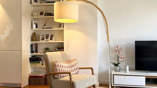 Apartamento de lujo a pasos de la playa con vistas al mar y pisicna comunitaria con  parking y trastero — 13