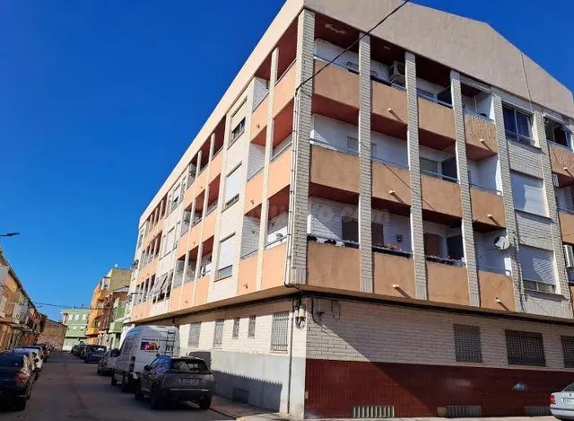SE VENDE piso OKUPA en C Luis Santangel 66 de Pobla Llarga ( - foto 4