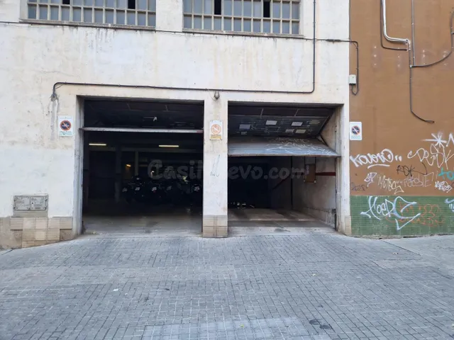 PLAZA DE PARKING EN LA CREU DE BARBERÀ - foto 3