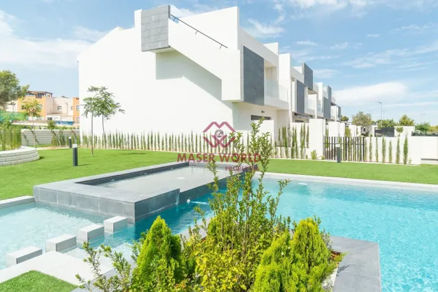 Nuevo conjunto residencial en Los Balcones (Torrevieja) — 48