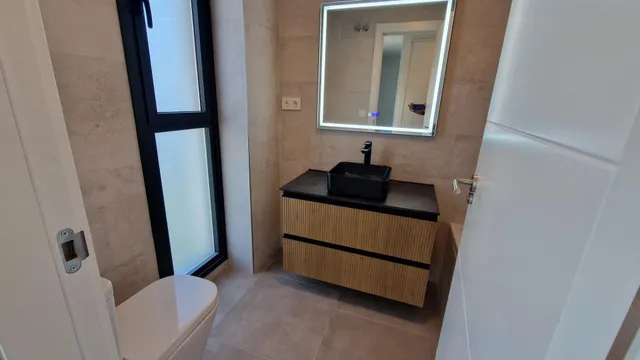 FUENGIROLA,3 DORMITORIOS Y 2 BAÑOS. LOS PACOS — 8