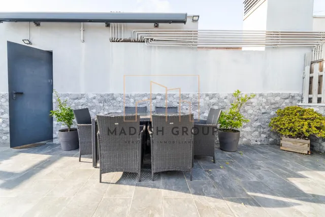 Ático totalmente reformado con terraza y solárium de 45 m2 en Vila-seca — 27