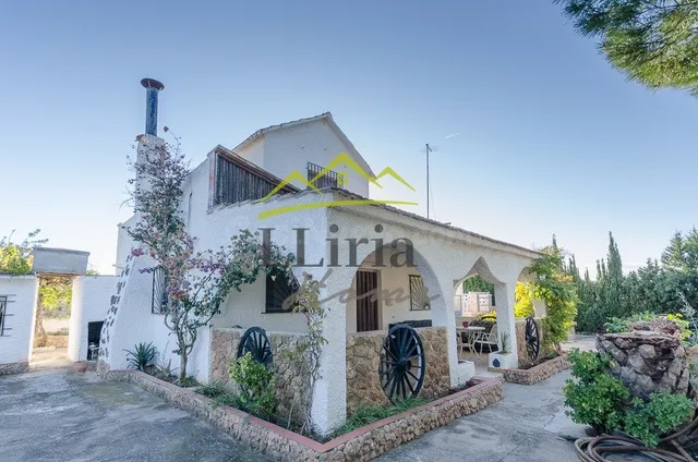 Ref. 03917 - Chalet con piscina - foto 3