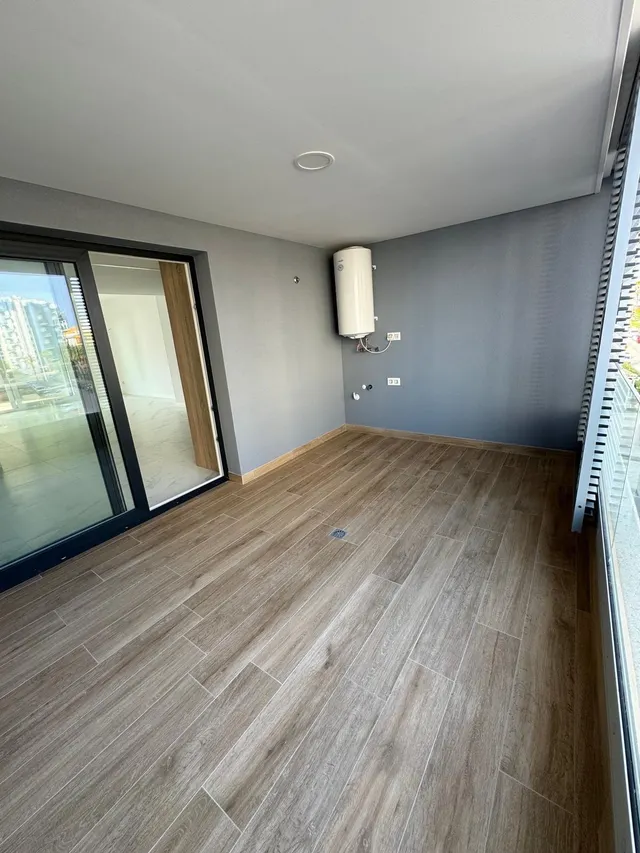 Apartamento de lujo en primera línea de mar con 3 dormitorios, 2 terrazas y parking incluido — 15