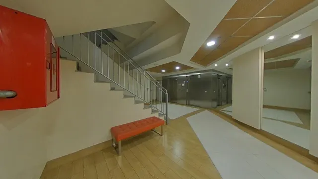 AMPLIO PISO EN PLAZA LUCEROS — 16