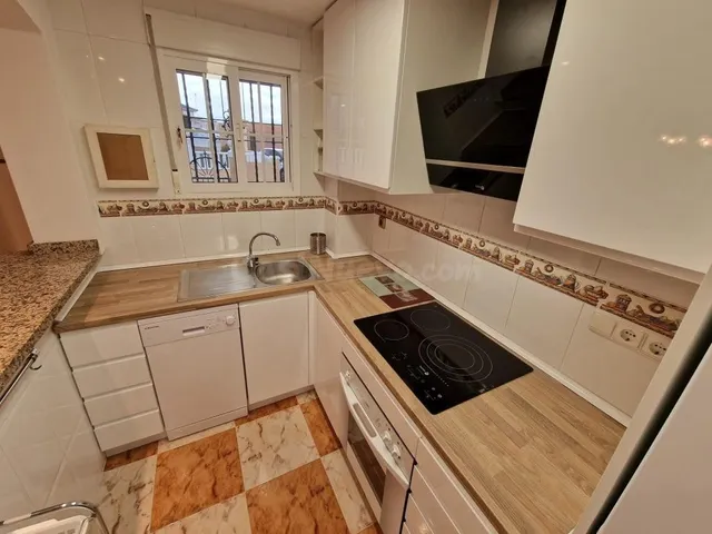Dúplex Moderno en Lomas de Cabo Roig - Vacacional - foto 4