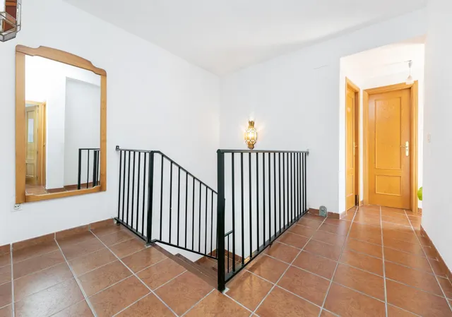 UNIFAMILIAR EN LA ZUBIA — 18