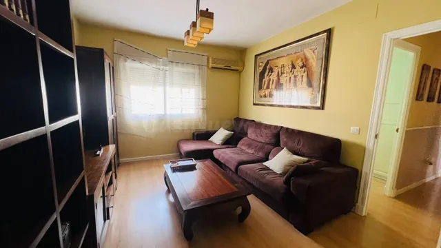 ZONA CARLOS III – SAN FERNANDO - ¡PISO CON 3 habitaciones MU