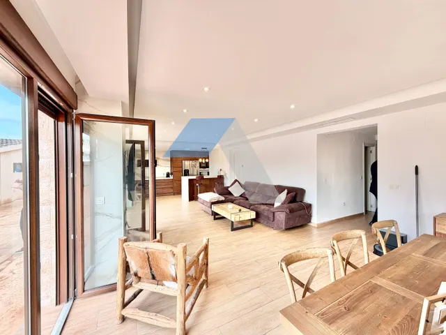 CHALET EN UNA PLANTA EN LA URBANIZACIÓN LOS GIRASOLES — 27
